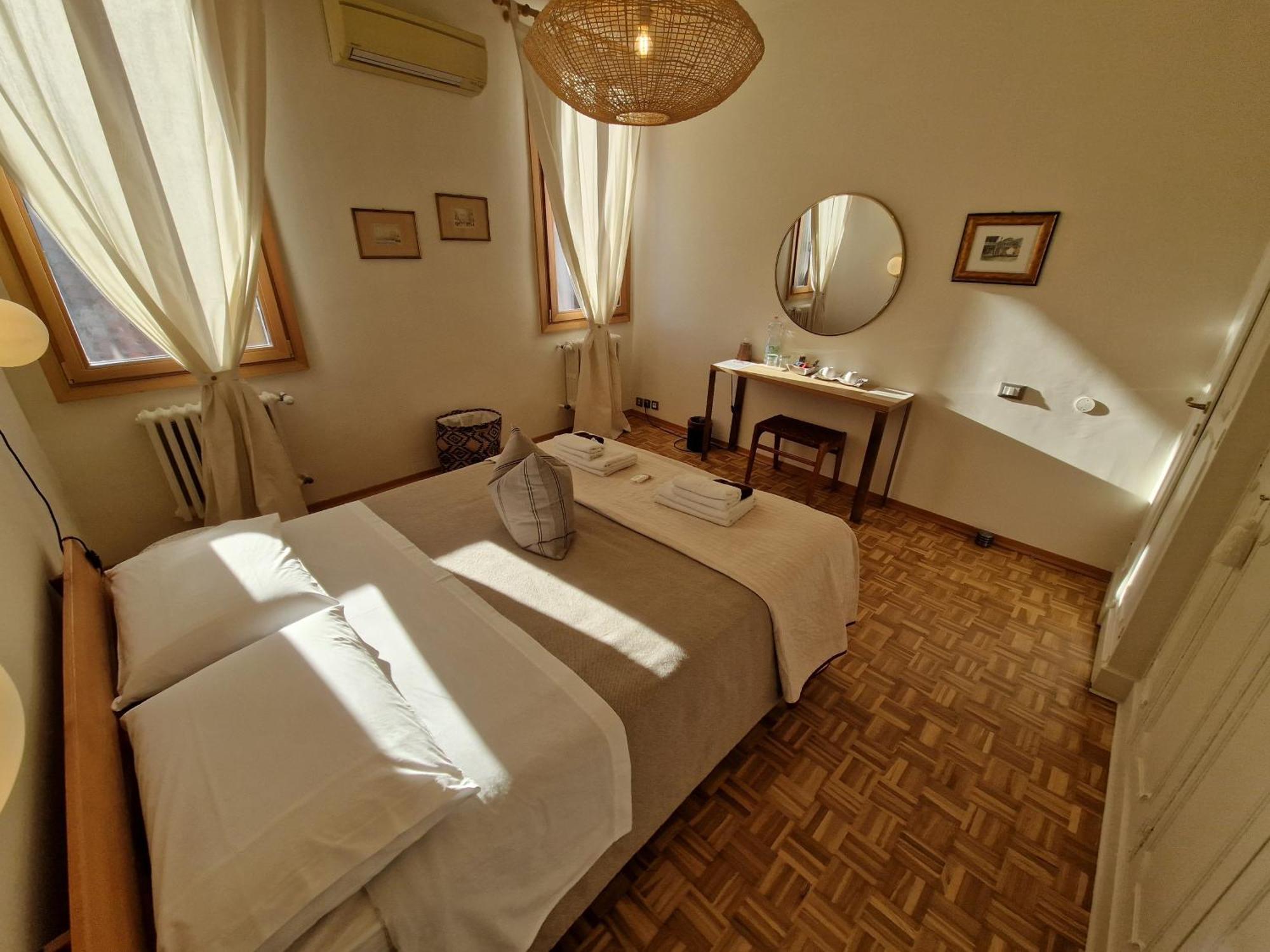 Residenza La Veranda A Rialto Венеция Екстериор снимка